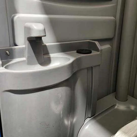 VIP Portable Toilet - Image 5